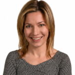 Pálinkás Orsika gyógytornász, manuálterapeuta, McKenzie-torna, hegkezelés